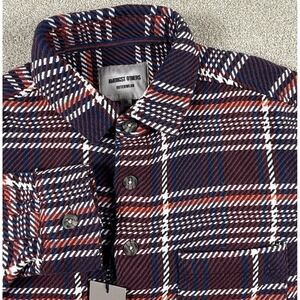 Amongst Others Mens Medium Textured Knit Overshirt Jacket Red Navy NWT